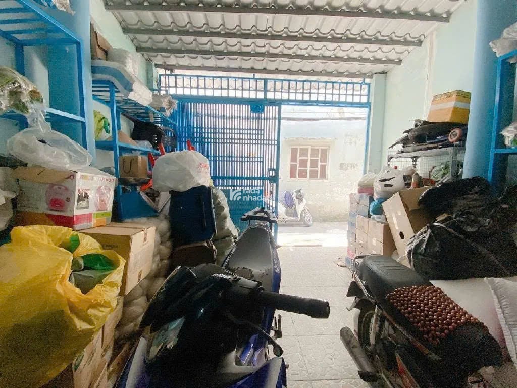 Bán nhà hẻm Trường Chinh, Tây Thạnh, Tân Phú - 70m2, 2 tầng, chỉ 5.8 tỷ TL