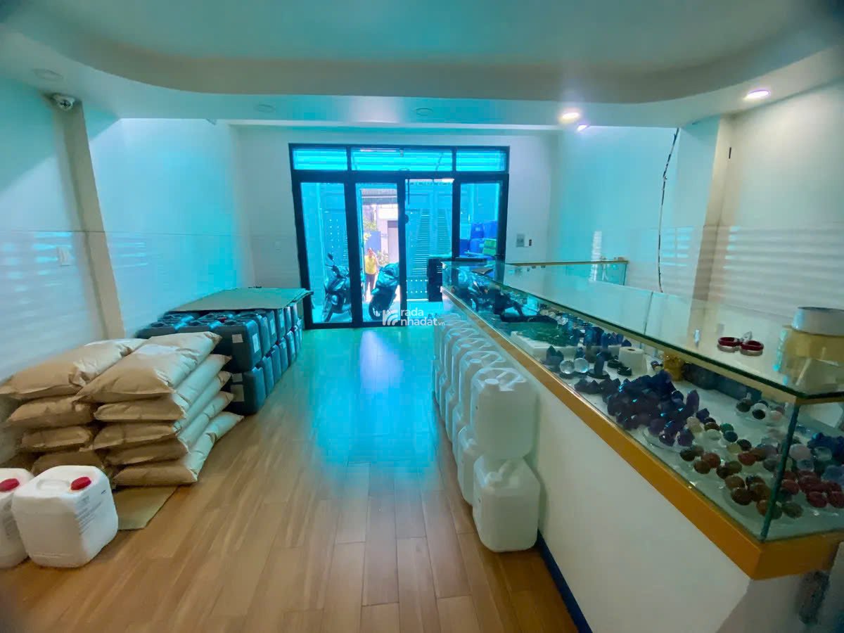 Nhà 4 Tầng, Hẻm 10m Nguyễn Hữu Tiến, 86m2, 5x17.5, tiện ở  KD, giá mềm