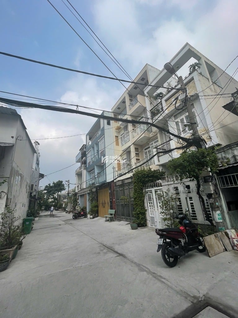 BÁN NHÀ KHU VIP TÊN LỬA, BÌNH TÂN