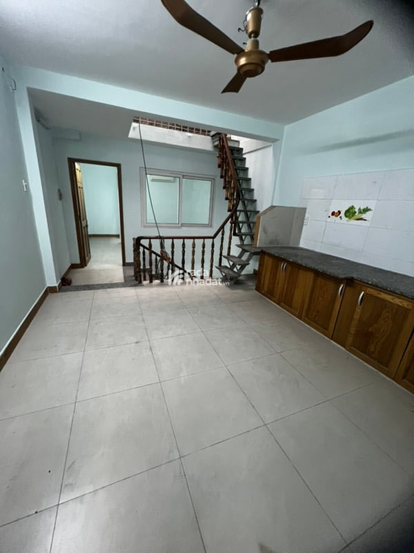 Hẻm xe hơi thông - 58.9m2 (4x14) - Khu dân trí cao, an ninh yên tĩnh - 9.x tỷ