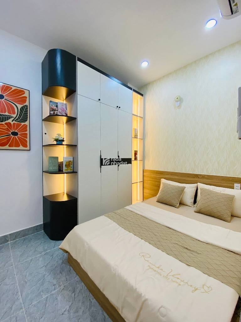 HẺM XE HƠI SÁT NHÀ HUỲNH VĂN NGHỆ, TÂN BÌNH, 33M2 CÓ KC Ở NGAY. GIẢM 350TR CHỈ CÒN 4.75T TL 