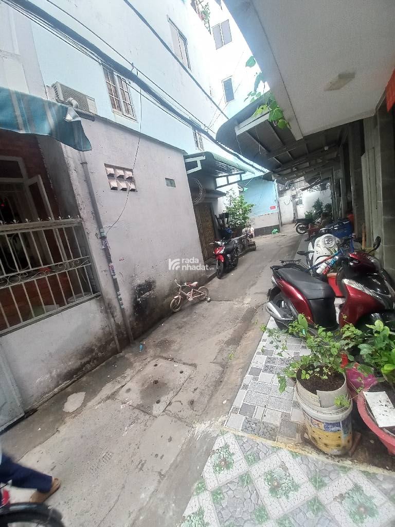 NHÀ ĐẸP 4 TẦNG, 5 PN, HẺM TÙNG THIỆN VƯƠNG, P. PHÚ ĐỊNH, QUẬN 8, GẦN CẦU CHÀ VÀ, 30M2, NHỈNH 4T