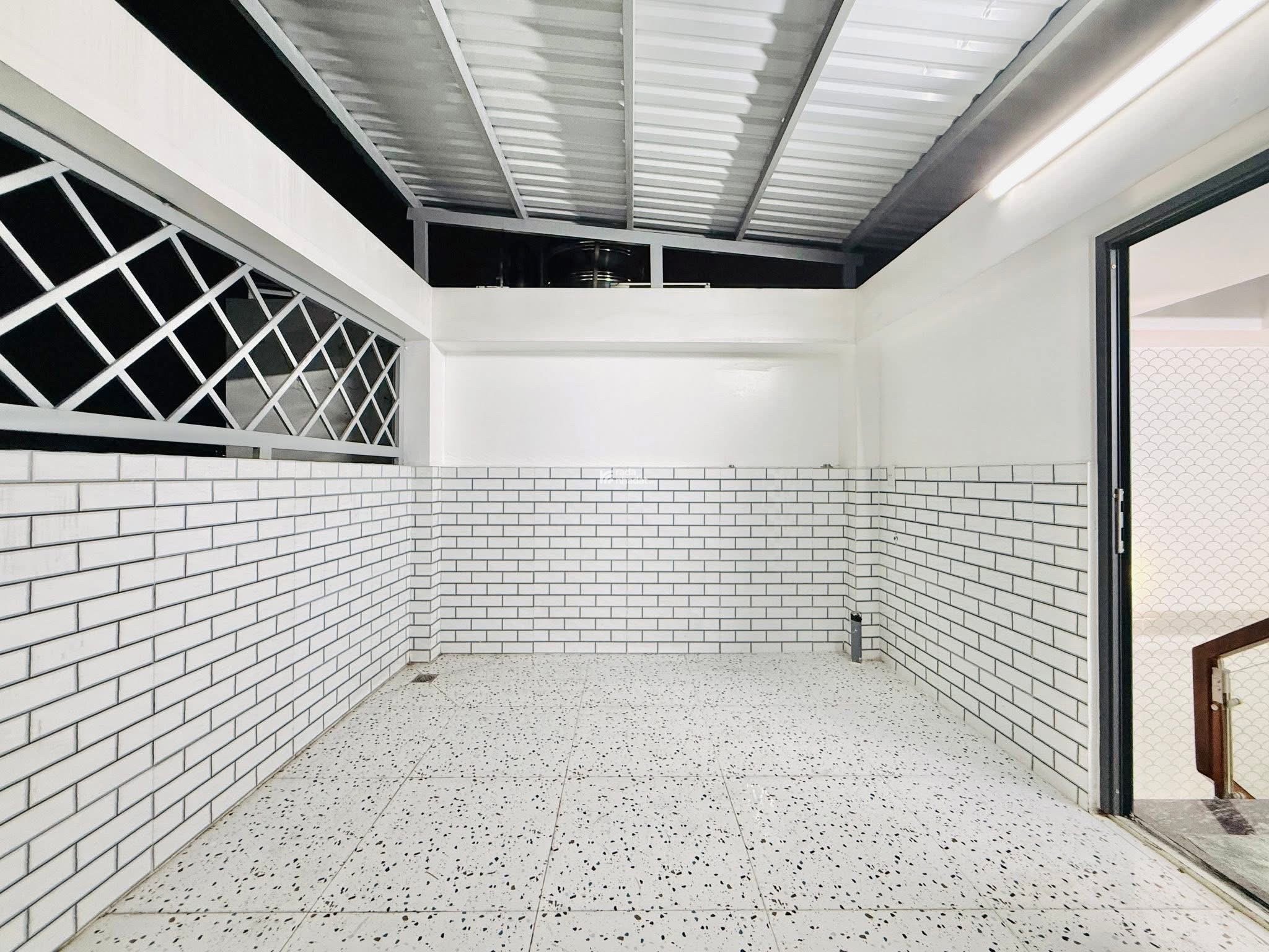 Siêu phẩm đồng bộ mới hoàn thiện – Gara ô tô, full nội thất cao cấp – Chỉ 7.8 tỷ TL