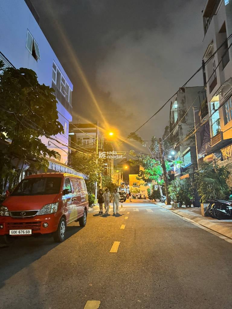 BÁN NHÀ 80M2 TÂN PHÚ 11.2 TỶ KHUÔNG VIỆT 4 TẦNG 4 PHÒNG NGỦ 10M 30TR/TH