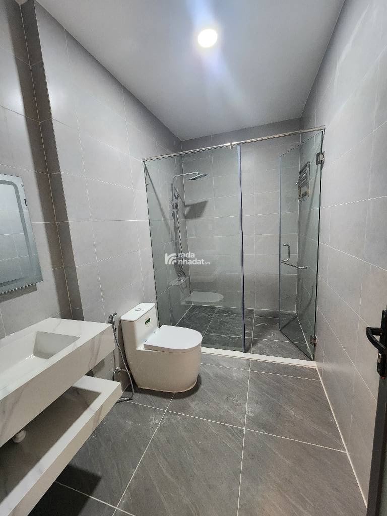 MẶT TIỀN SỐ 5- MẶT TIỀN CHỢ -NGANG 6M ĐẸP- 3 TẦNG BTCT - BAO LỘ GIỚI- KHU KINH DOANH SẦM UẤTACE 