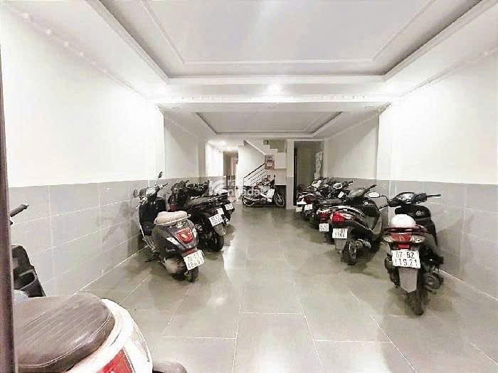 Bán CHDV hẻm 220 Nguyễn Oanh ngang 5m 95m2 5 tầng 12PN TN 55tr NT đẹp gần chợ 12.6 tỷ
