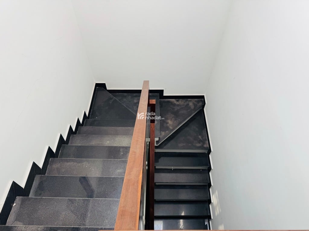  BÁN NHÀ QUANG TRUNG - GÒ VẤP - DIỆN TÍCH 52m - NHÀ 4 TẦNG, 5 PHÒNG NGỦ, FULL NỘI THẤT - CHỈ 8.5 TỶ