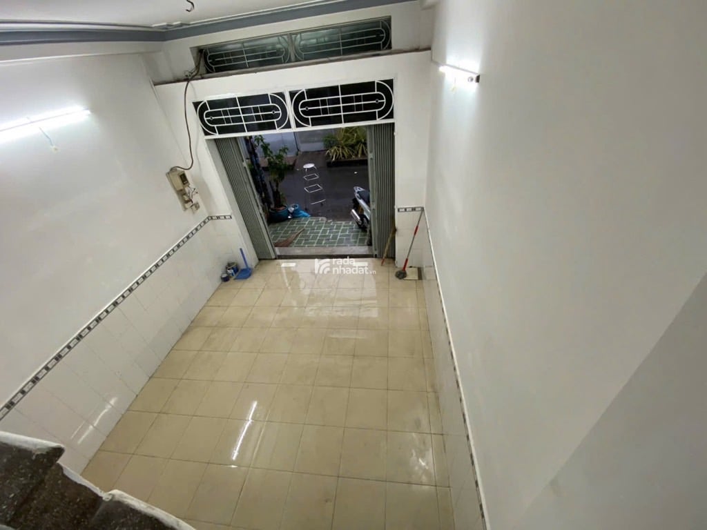 MT KINH DOANH GẦN CHỢ, KHU TÊN LỬA - NHÀ 2 TẦNG 3.95m x 12m - GIÁP QUẬN 6