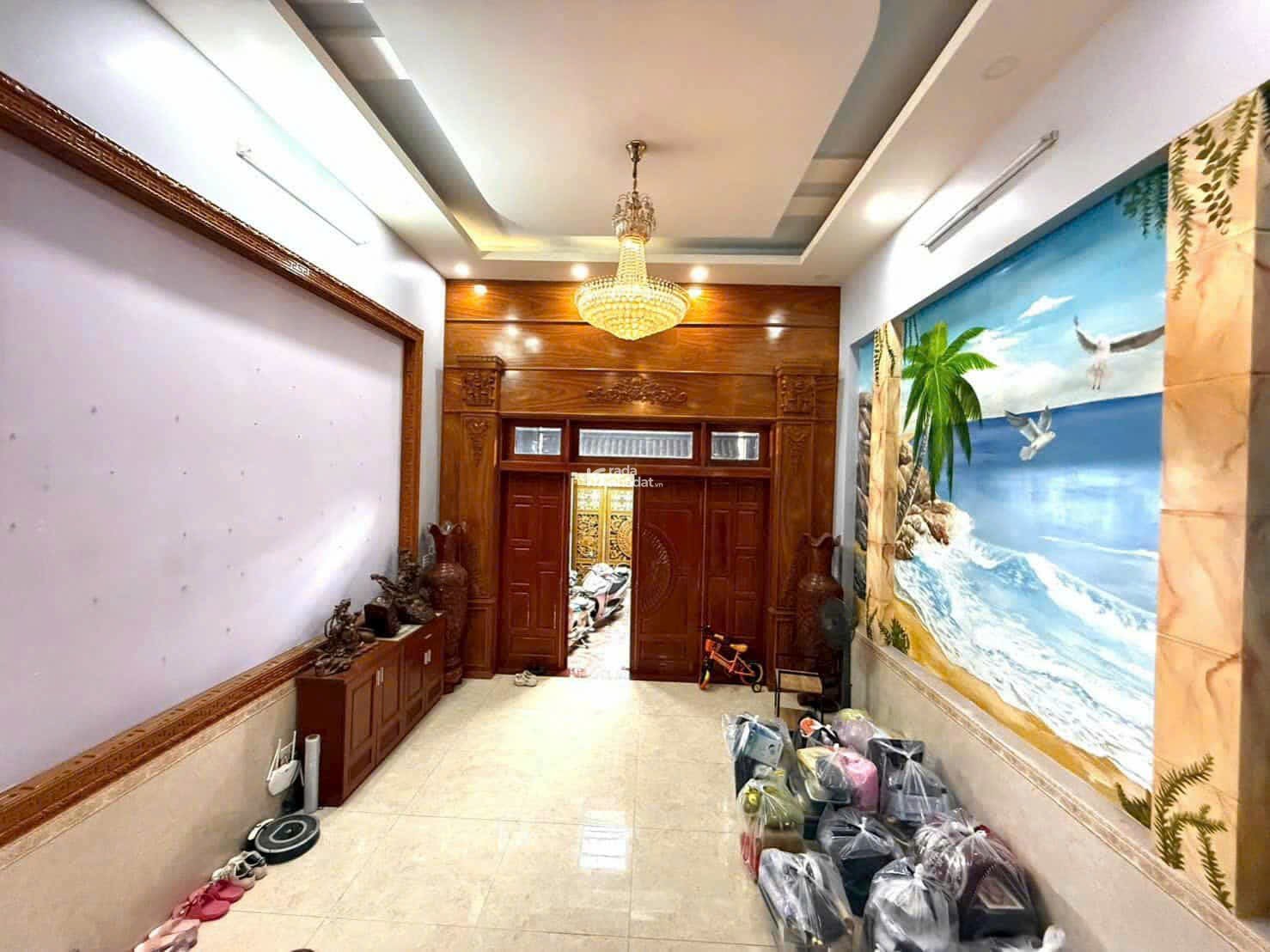 LÊN SÓNG EM NHÀ PHỐ ĐẲNG CẤP- MỘT TRỤC THÔNG - 4 TẦNG - 105M2 - TIỆN KINH DOANH  - CHỈ 11,6 TỶ TL .