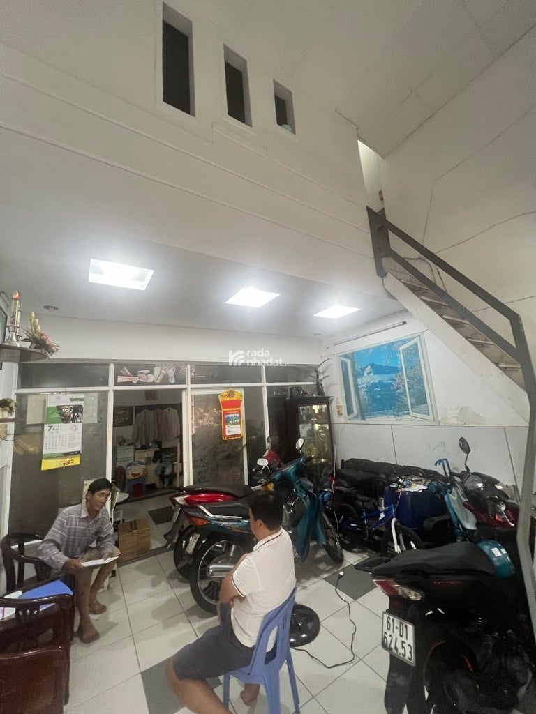 GẦN MẶT TIỀN HUỲNH VĂN BÁNH, PHÚ NHUẬN, 50M2 NGANG HIẾM CÓ. GIẢM 2T CHỈ CÒN 12.5T TL 