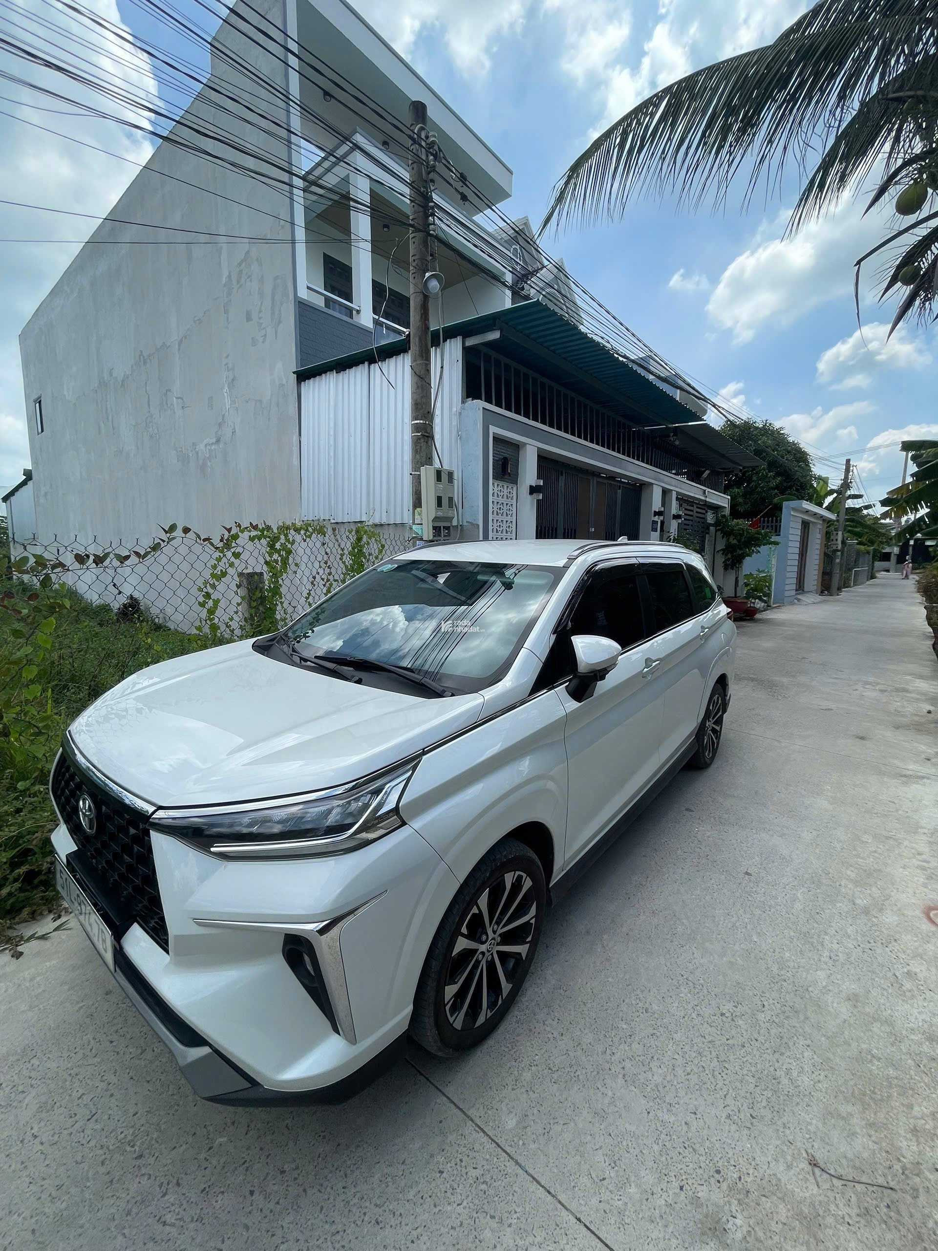 nhà Nguyêncăn 130m gần chợ đệm hoàn công mới 99% 2024 1 trệt 1 lầu đúc