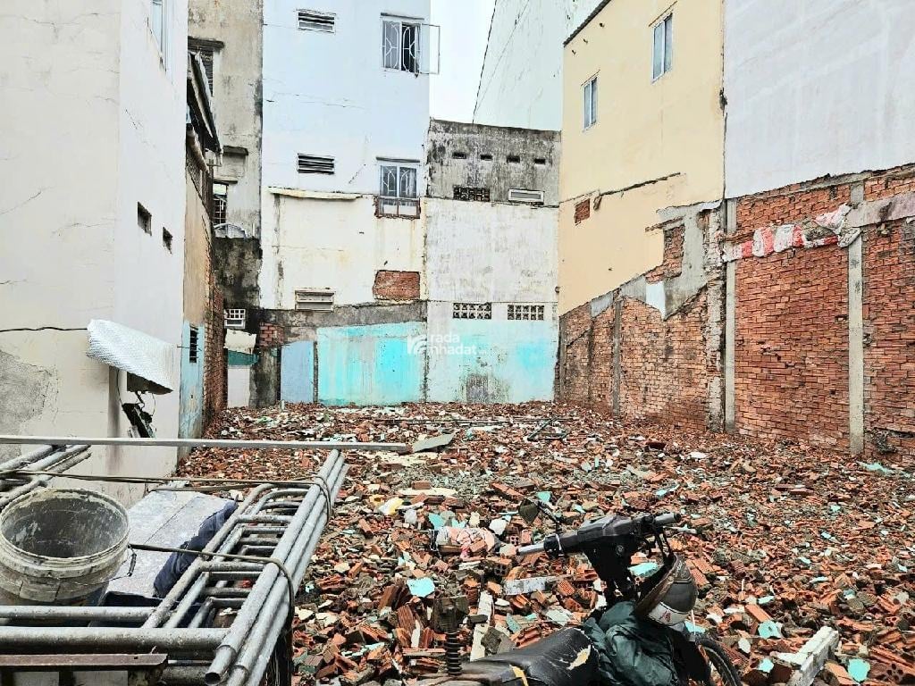 TRUNG TÂM. SÁT HẺM XE HƠI VIP LÊ VĂN SỸ, PHÚ NHUẬN, 65M2 ĐẤT TIỆN XÂY. GIẢM 350TR CHỈ CÒN 7.88T TL 