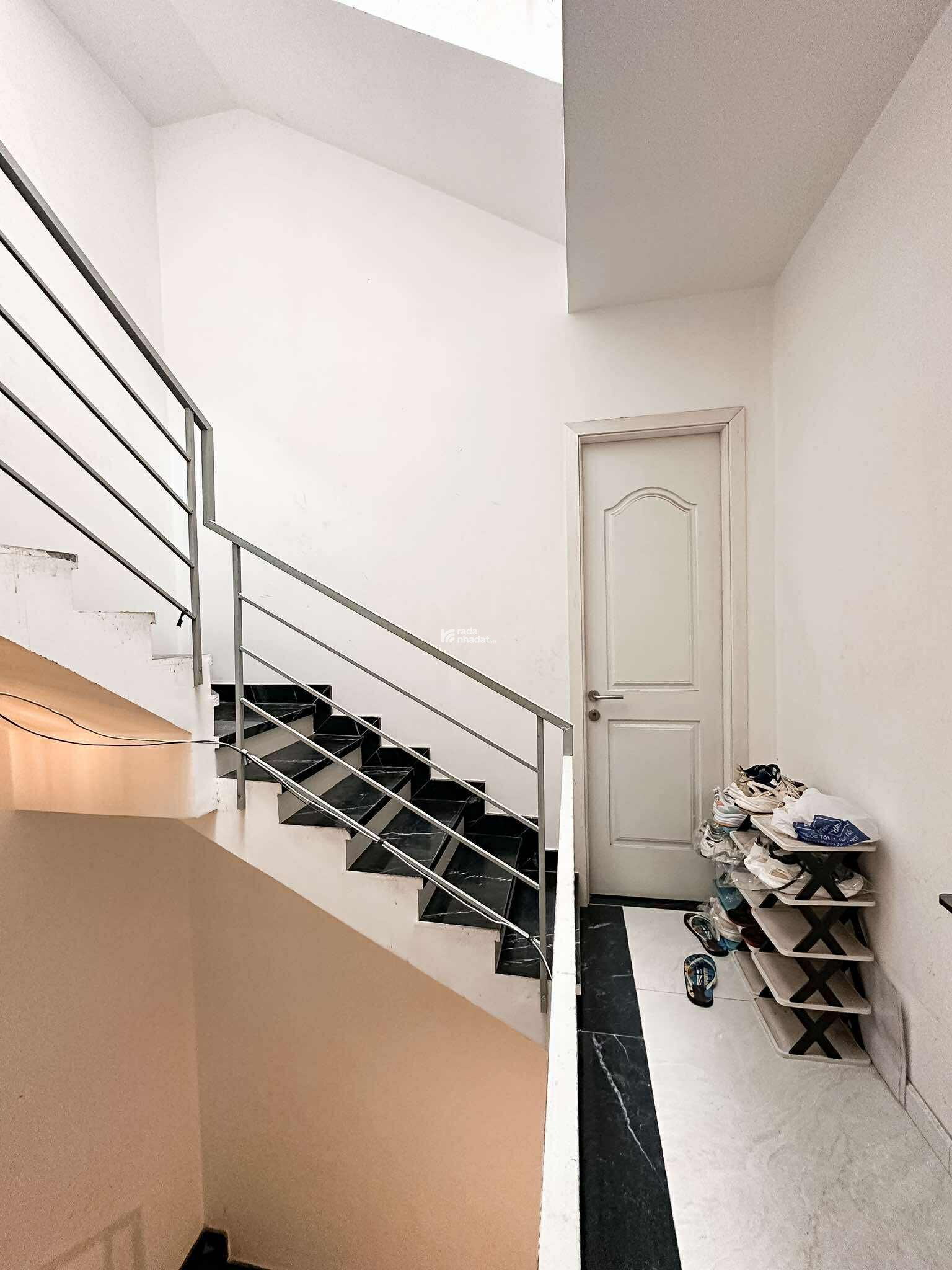 CHDV HẺM XE TẢI 6M BÙI ĐÌNH TUÝ - 50m2 6 TẦNG 9PN KHAI THÁC FULL - 13.5 TỶ