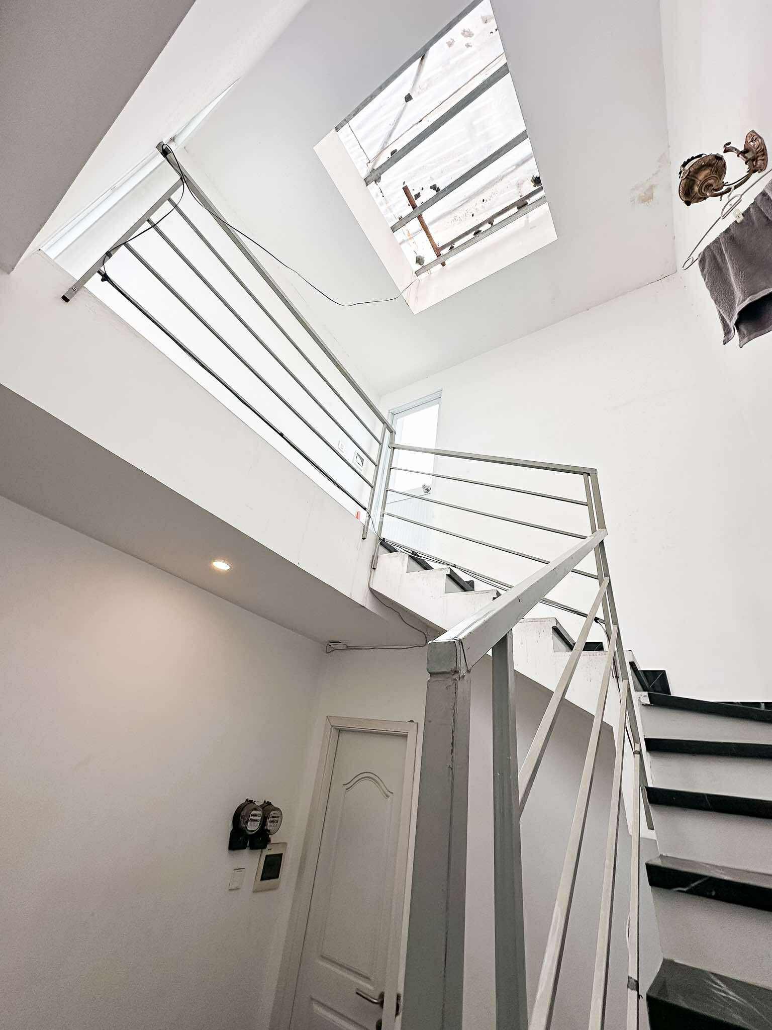 CHDV HẺM XE TẢI 6M BÙI ĐÌNH TUÝ - 50m2 6 TẦNG 9PN KHAI THÁC FULL - 13.5 TỶ
