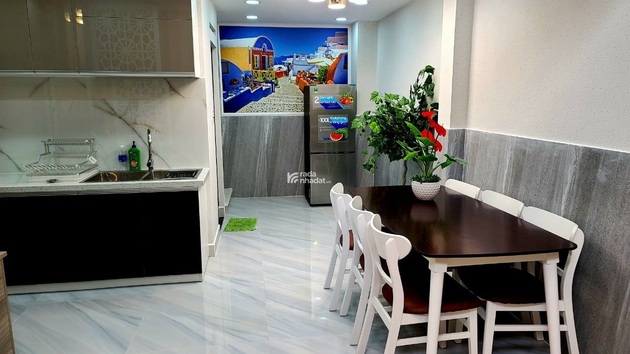 Nhà đẹp 6 lầu bán gấp, hẻm ô tô, đường Trần Thị Trọng, P. 15, Tân Bình, chỉ 6,3 tỷ TL