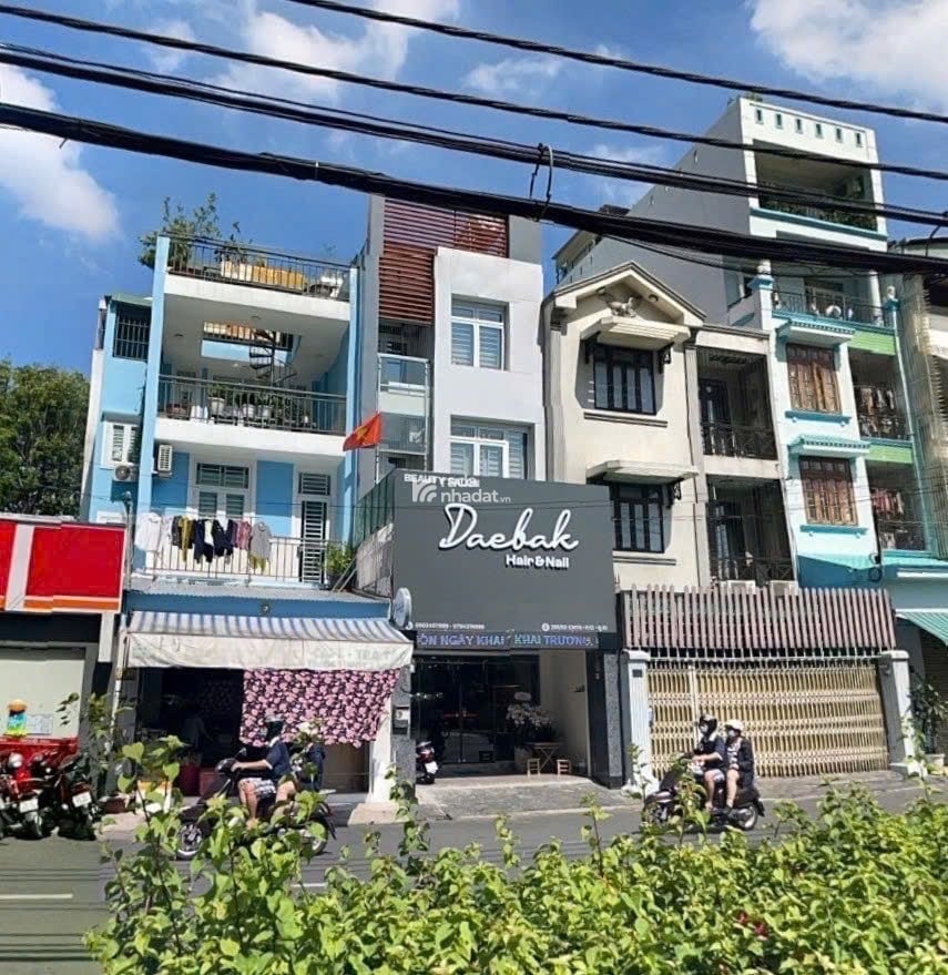 CC cần gả em nhà HXH đường CMT8 đẹp lung linh, dt 60m2, trệt 3 lầu giá chỉ 20 tỷ 