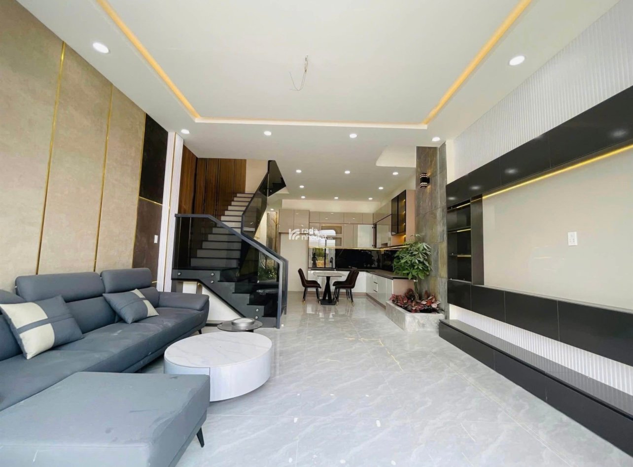 CHÍNH CHỦ BÁN NHÀ PHỐ CÁCH CHỢ BÌNH CHÁNH TRUNG CẦN ĐƯỚC LONG AN  120m2 GIÁ CHỈ 3 TỶ2 SHR