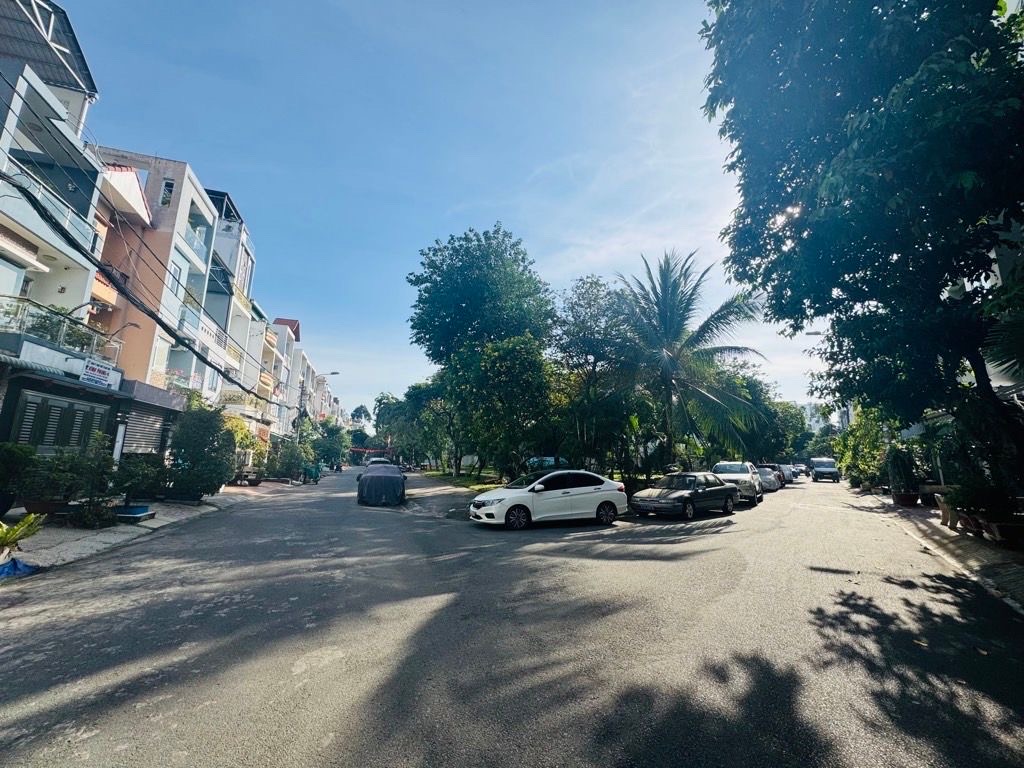 MẶT TIỀN KHU TÊN LỬA NGAY CÔNG VIÊN - NHÀ 4 TẦNG ĐA CÔNG NĂNG. 