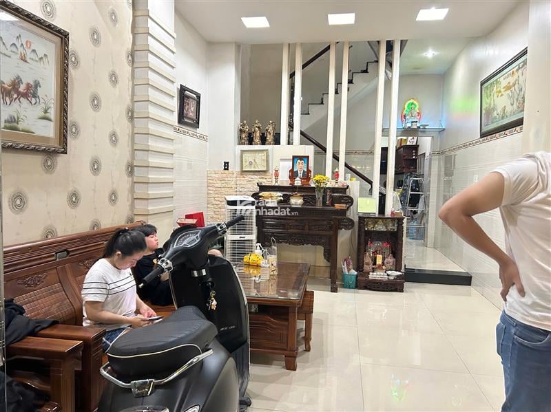 GẦN CHỢ VẢI, HẺM XE HƠI LÊ VĂN PHAN, TÂN PHÚ, 102M2 NGANG HIẾM CÓ. GIẢM 550TR CHỈ 13.5T TL TỐT