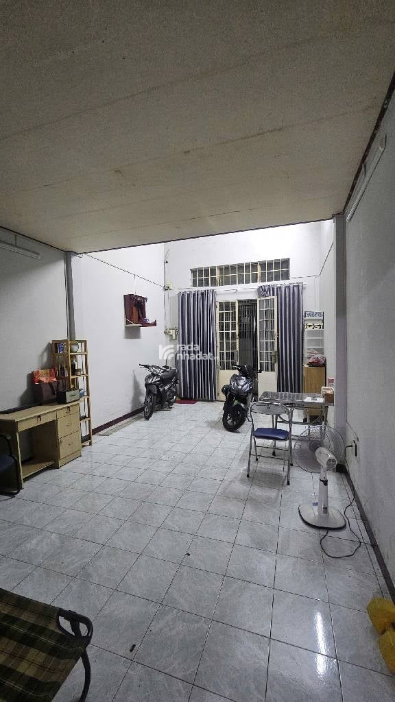 NGAY LŨY BÁN BÍCH- HUỲNH THIỆN LỘC- TÂN PHÚ- 2 TẦNG-DT: 4*15M- 4 TỶ 5