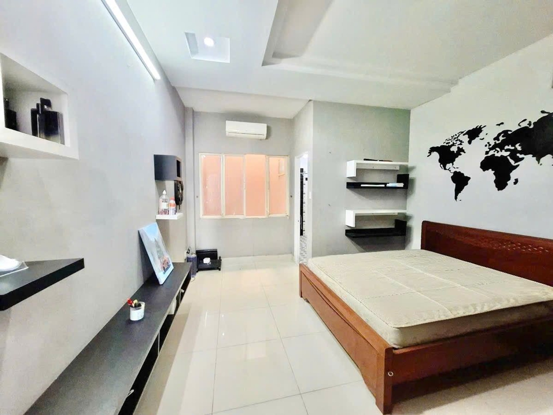 Hẻm 6m Hà Thị Đát, 90m2, 4x22, 5 tầng, 5PN, lắp được thang máy, Chỉ 9.6 tỷ TL 