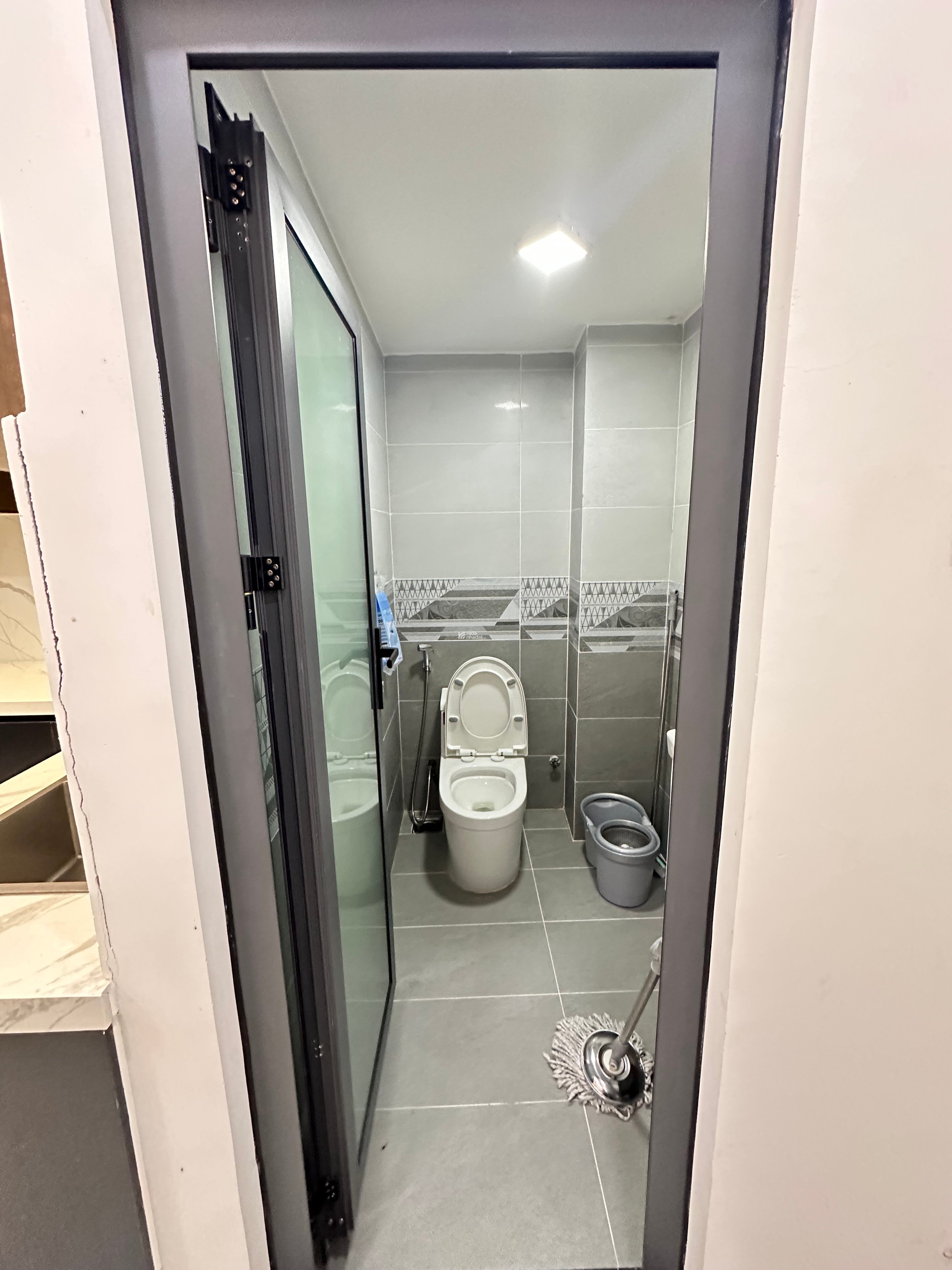 Cho thuê nhà 2 tầng, 2PN, 2WC – Hẻm xe máy – Phường Tân Kiểng