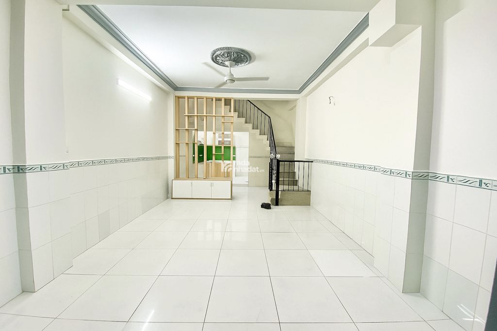 NHÀ ĐƯỜNG GÒ DẦU 4X10M -2 lầu - CHỈ 3.9 TỶ CẦN BÁN GẤP