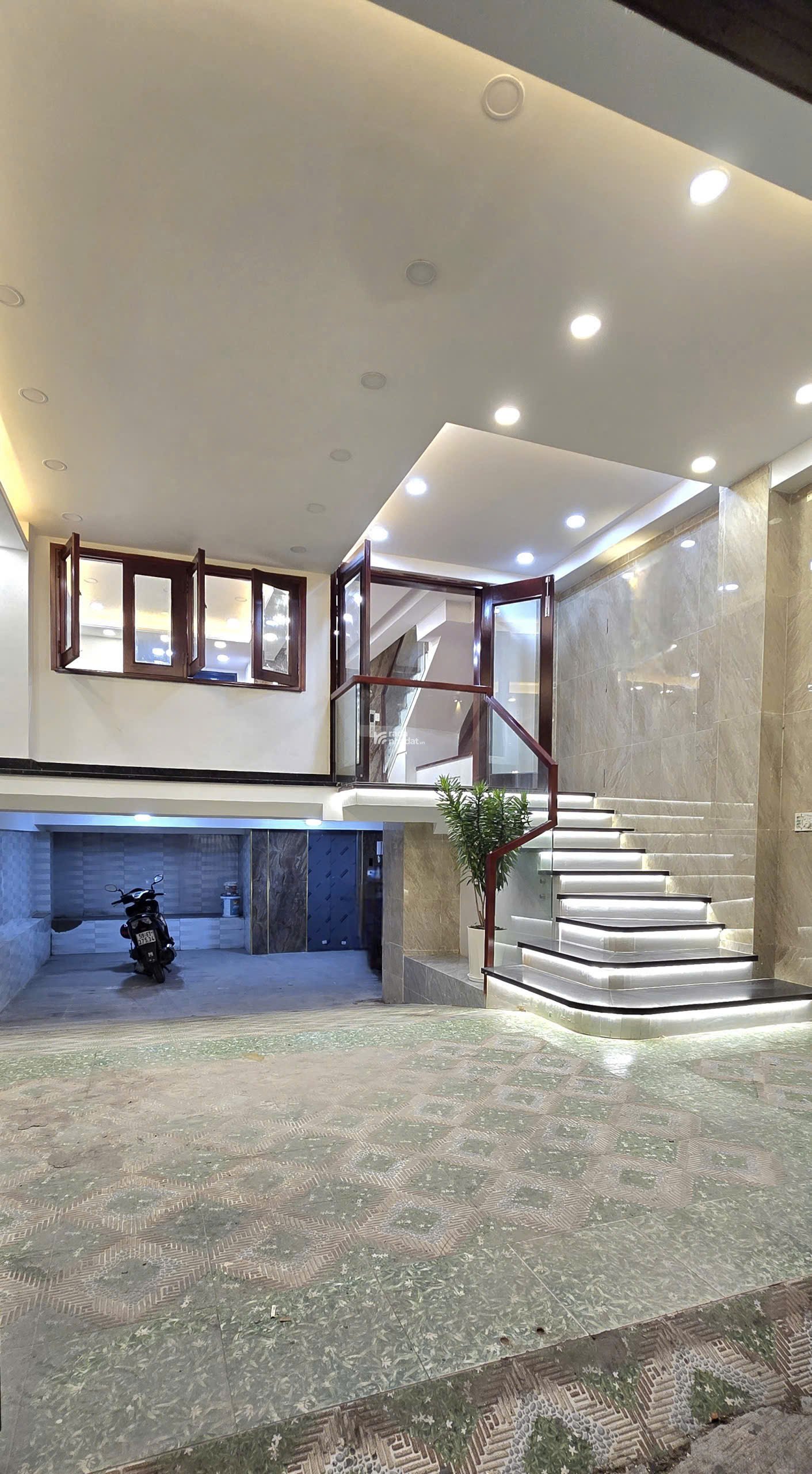 BÁN NHÀ ĐẸP CAO CẤP MẶT TIỀN PHƯỜNG 11, QUẬN PHÚ NHUẬN GIÁ NHỈNH 18 TỶ