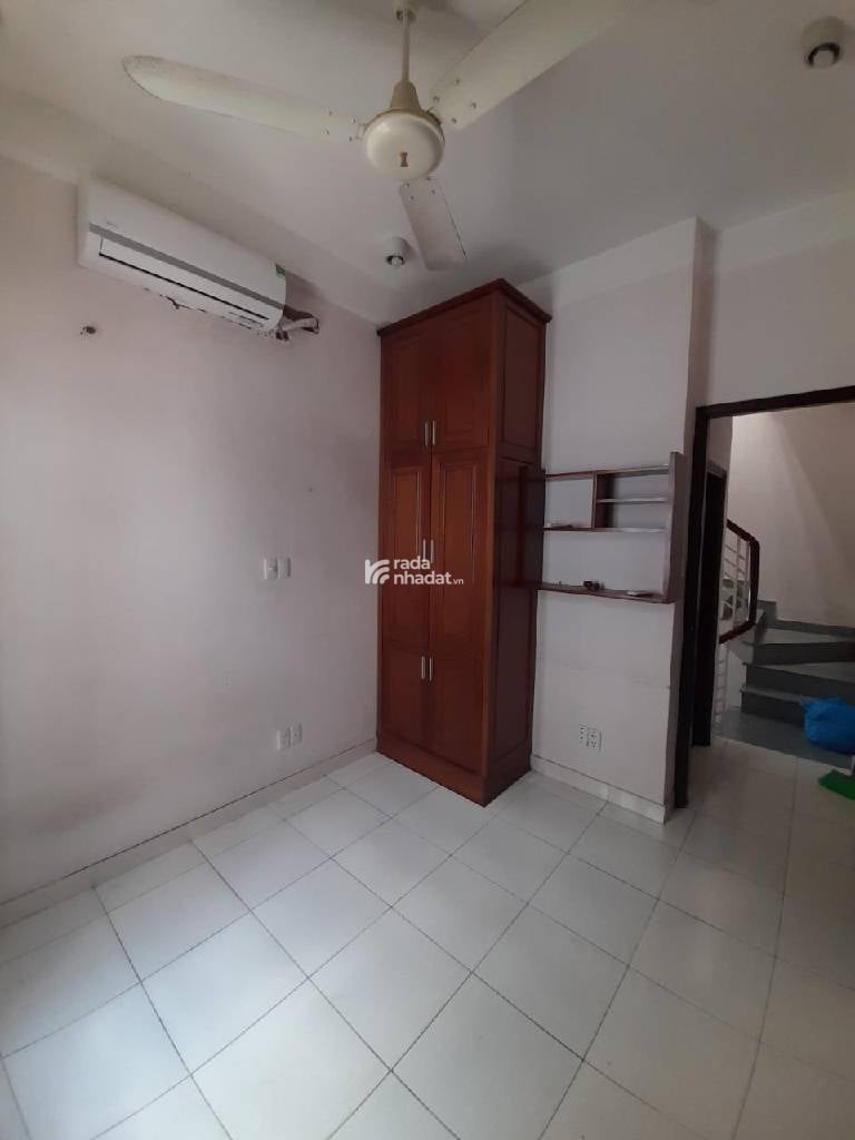 Bán gấp nhà phố 5 Tầng BTCT CMT8 Q3 Gần Metro, CV Lê Thị Riêng, Giá chỉ 3,9 tỷ