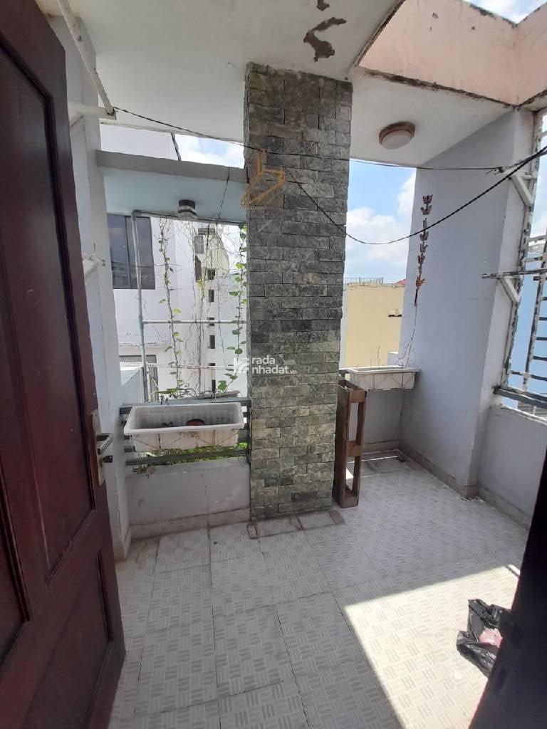 Bán gấp nhà phố 5 Tầng BTCT CMT8 Q3 Gần Metro, CV Lê Thị Riêng, Giá chỉ 3,9 tỷ