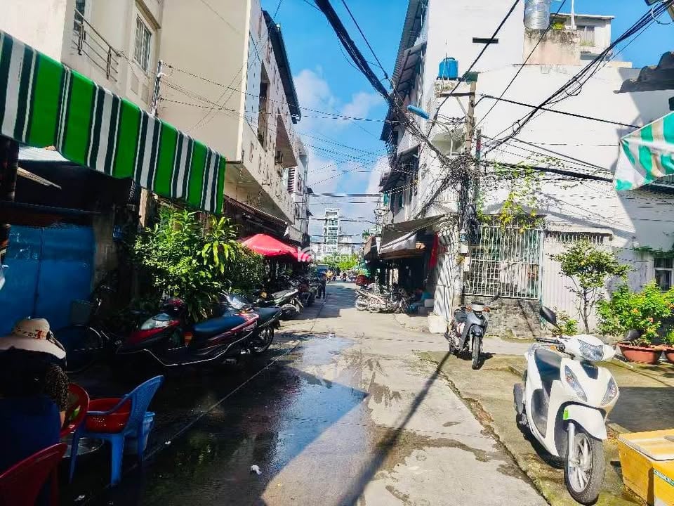 GẦN CHỢ TÂN HƯƠNG 2 MẶT HXH  DÒNG T.IỀN 15  80M  3 TẦNG  5PN NHỈNH 7