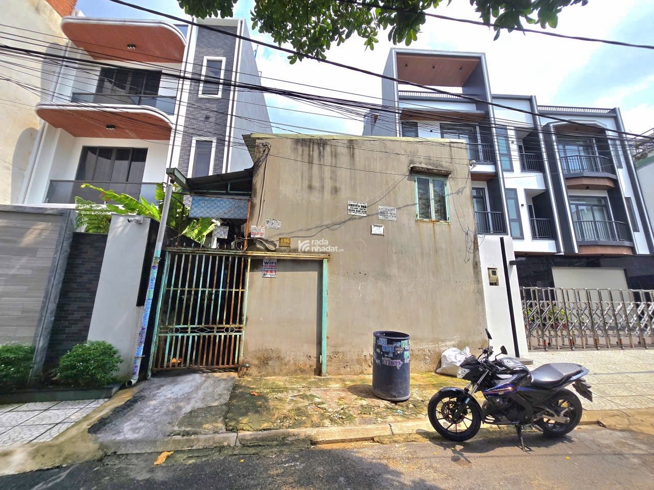 Bán dãy trọ 106m2 ngang 6.5 vuông vức - MT ĐS 11 Tăng B, CĐ Công Thương - 7.5 tỷ