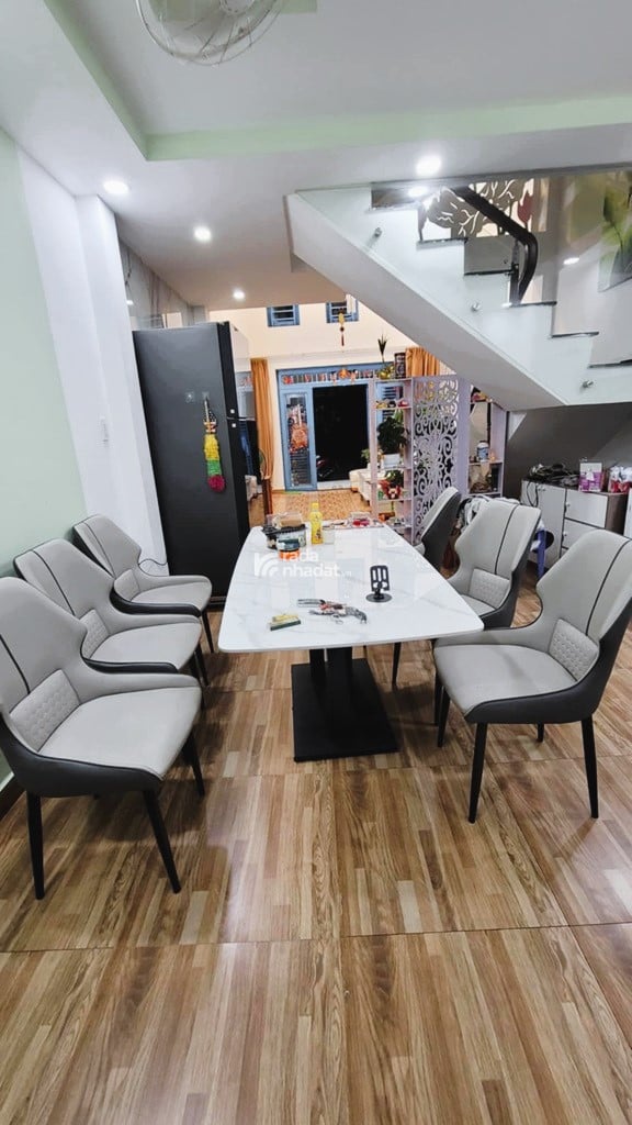 NHÀ ĐẸP 3 TẦNG 60M2 KHU DÂN CƯ ĐỒNG BỘ, P. PHÚ HỮU, THỦ ĐỨC, GIÁ 5.2 TỶ (TL)