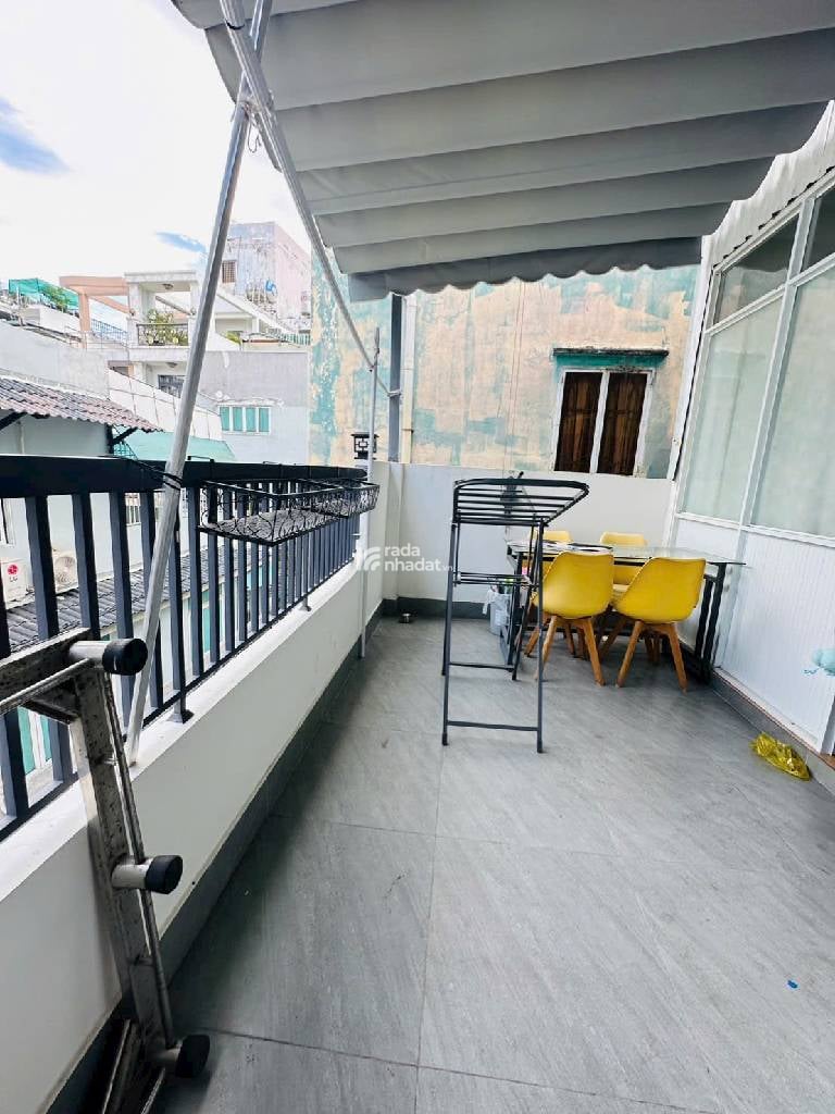 GẦN MẶT TIỀN LÃNH BINH THĂNG, ĐƯỜNG 3/2 - Q.11- XE HƠI VÀO NHÀ - 5,5M X 12M - 3 TẦNG MỚI ĐẸP