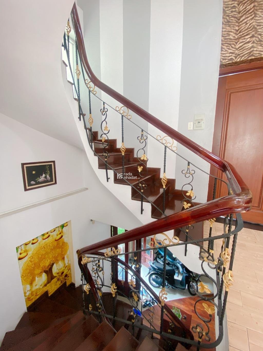 QUẬN 10 - NGAY NHÀ HÁT HÒA BÌNH - BA THÁNG HAI - HXH SÁT MT - CĂN GÓC 3 MẶT THOÁNG - 4 TẦNG