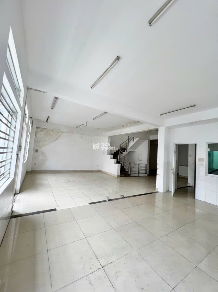 BÁN NHÀ BÌNH TRỊ ĐÔNG 200M2 10X20M 16.X TỶ 3 TẦNG GẦN BỆNH VIỆN BÌNH TÂN