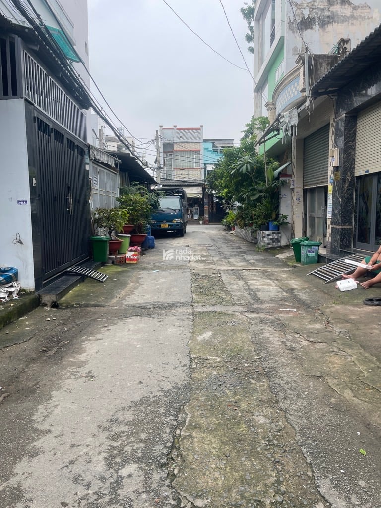 BÁN ĐẤT 130M2 BÌNH TRỊ ĐÔNG A BÌNH TÂN 11.X TỶ 8X17M 