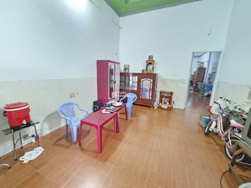 NHÀ C4 HẺM XE TẢI THÔNG DT KHỦNG 130M NGANG 5 GIÁ 6.x TỶ  ĐƯỜNG CẦU XÂY SÁT LÊ VĂN VIỆT Q9 