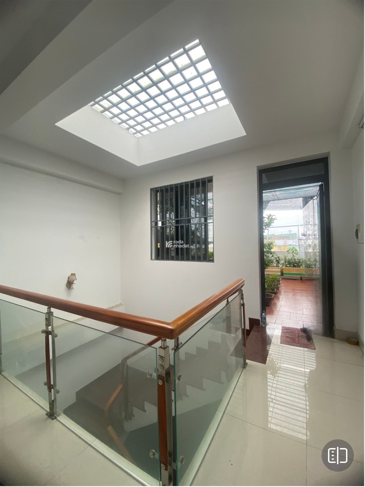 Bán nhà HXH 6m Vườn Lài, 72m2, 5 tầng, full nội thất, chỉ 9.5 tỷ TL