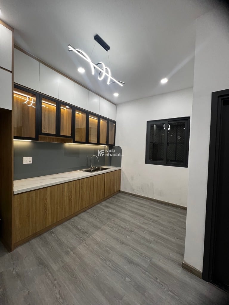 CHỈ CHỈNH HƠN 6TY - 39.5M2 - HOÀ HƯNG QUẬN 10