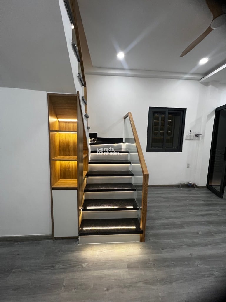 CHỈ CHỈNH HƠN 6TY - 39.5M2 - HOÀ HƯNG QUẬN 10