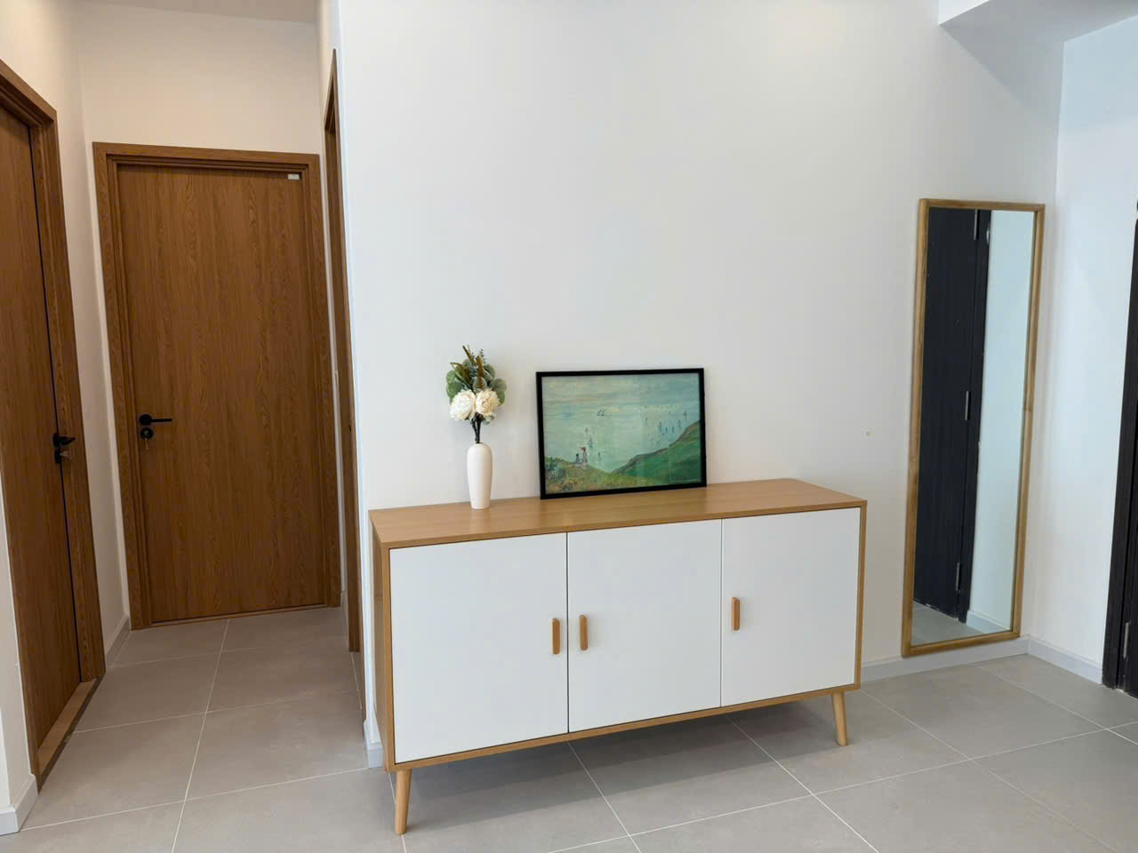 89m2 - Giá 6.8 tỷ All in - 2PN2WC full nội thất Celesta Nguyễn Hữu Thọ