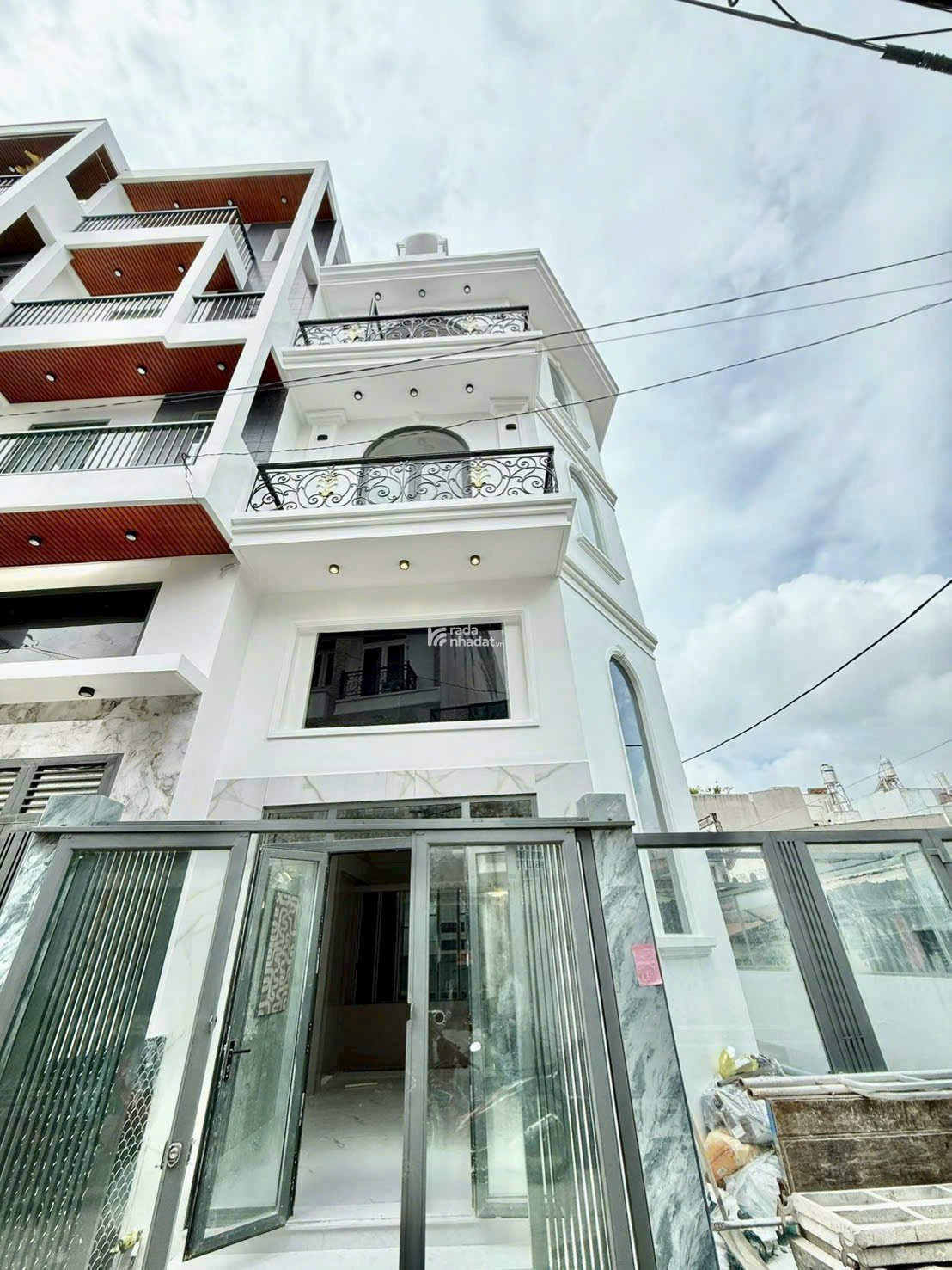 BIỆT THỰ PHỐ 3 MẶT TIỀN HẺM - GẦN LÊ VĂN KHƯƠNG, NGUYỄN ẢNH THỦ