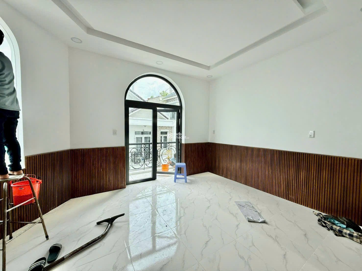 BIỆT THỰ PHỐ 3 MẶT TIỀN HẺM - GẦN LÊ VĂN KHƯƠNG, NGUYỄN ẢNH THỦ