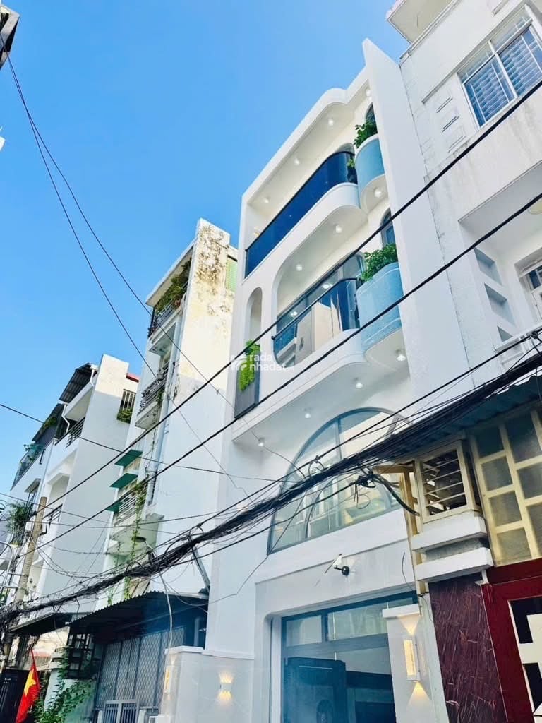 NHÀ PHỐ 4 TẦNG - XÂY MỚI FULL NỘI THẤT - 4x14 - GẦN CÔNG VIÊN LÀNG HOA - CHỈ 7.95 TỶ TL