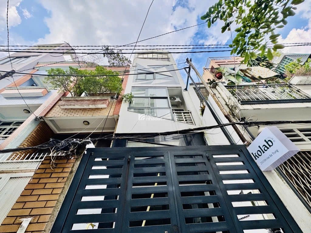 SIÊU PHẨM CHDV NGAY ĐIỂM CHECK IN NHÀ THỜ TÂN ĐỊNH PHƯỜNG TÂN ĐỊNH QUẬN 1