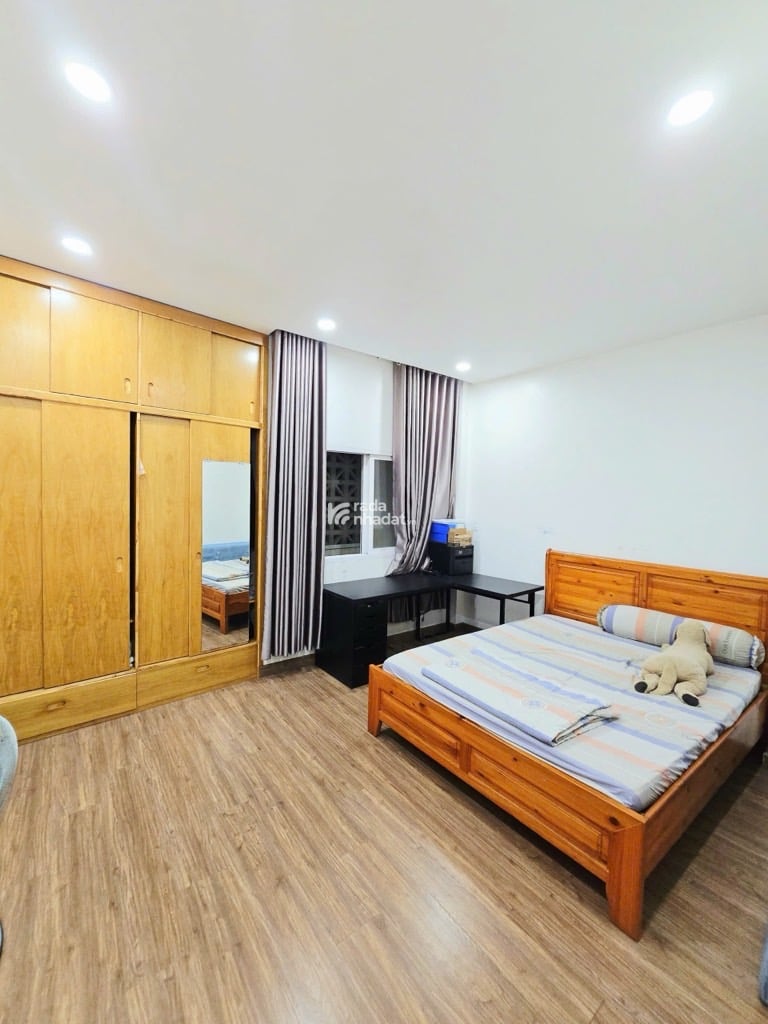 NHÀ PHỐ 3 TẦNG 71M2 HẺM 10M CÓ VỈA HÈ, P. LONG TRƯỜNG, THỦ ĐỨC 