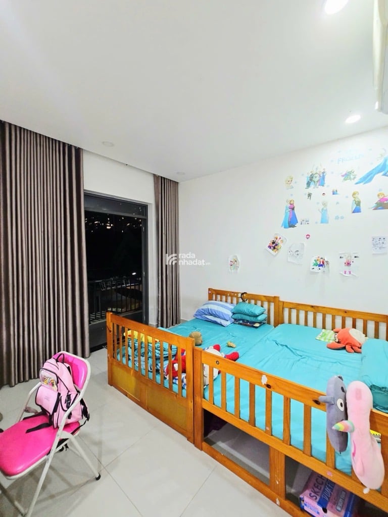 NHÀ PHỐ 3 TẦNG 71M2 HẺM 10M CÓ VỈA HÈ, P. LONG TRƯỜNG, THỦ ĐỨC 