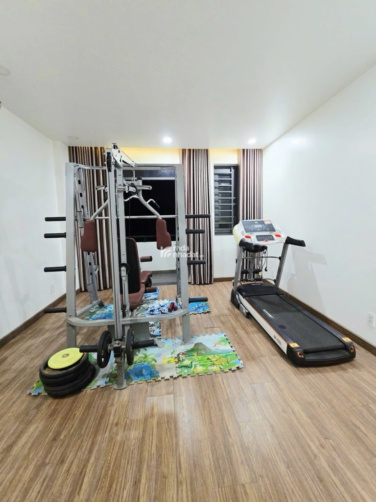 NHÀ PHỐ 3 TẦNG 71M2 HẺM 10M CÓ VỈA HÈ, P. LONG TRƯỜNG, THỦ ĐỨC 