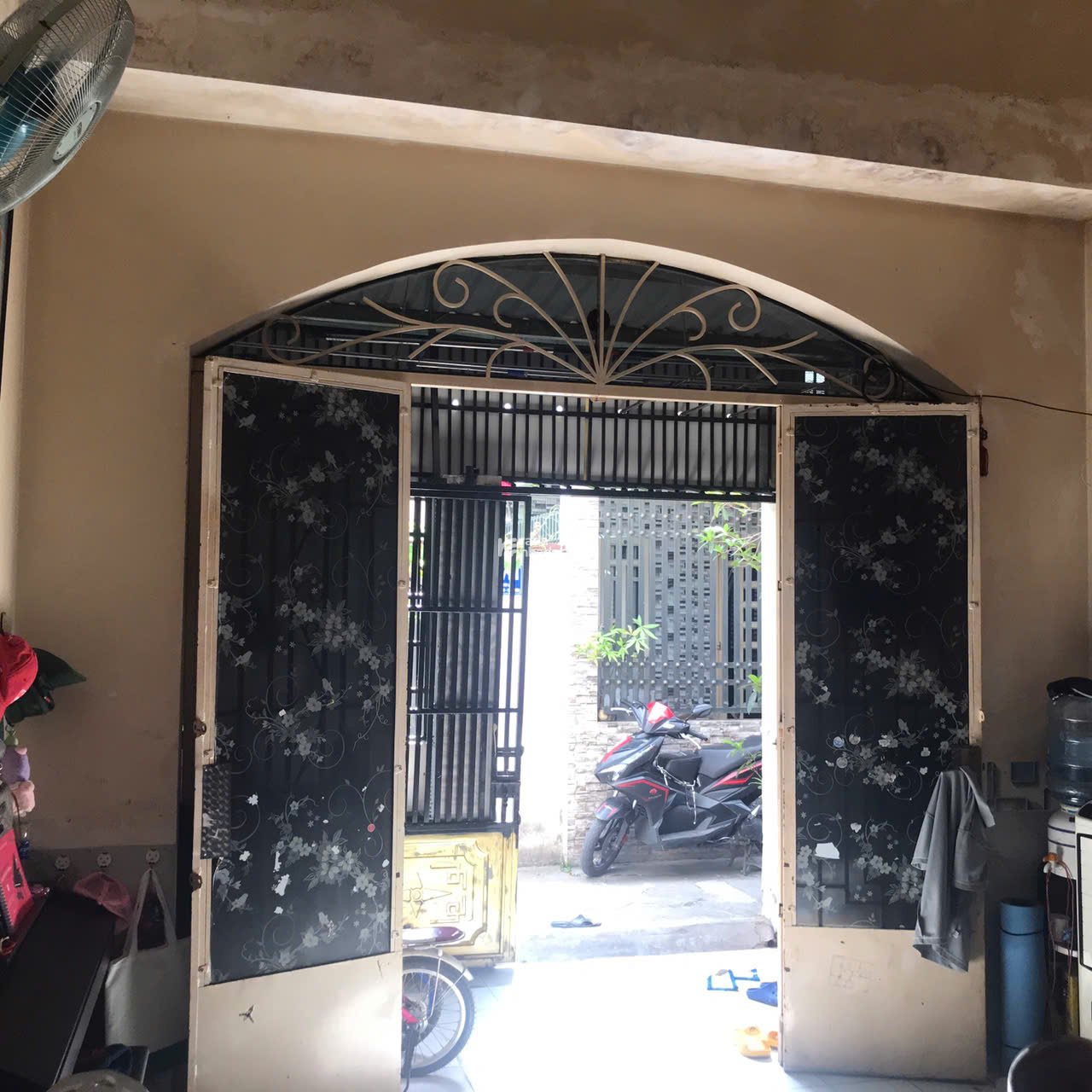 BÁN NHÀ PHAN VĂN HỚN, GẦN CHỢ BÀ ĐIỂM, 4X13, 1 LỬNG, SHR